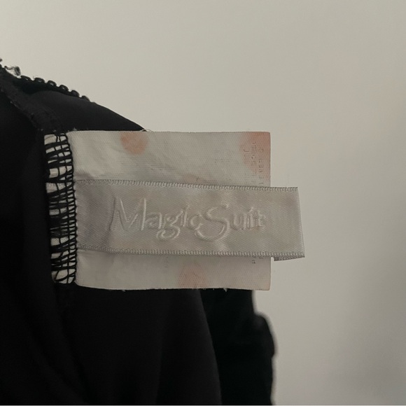 Magic Suit Black Fringe Ruched Shaping One Piece Swimsuit Size 6 - Picture 4 of 4